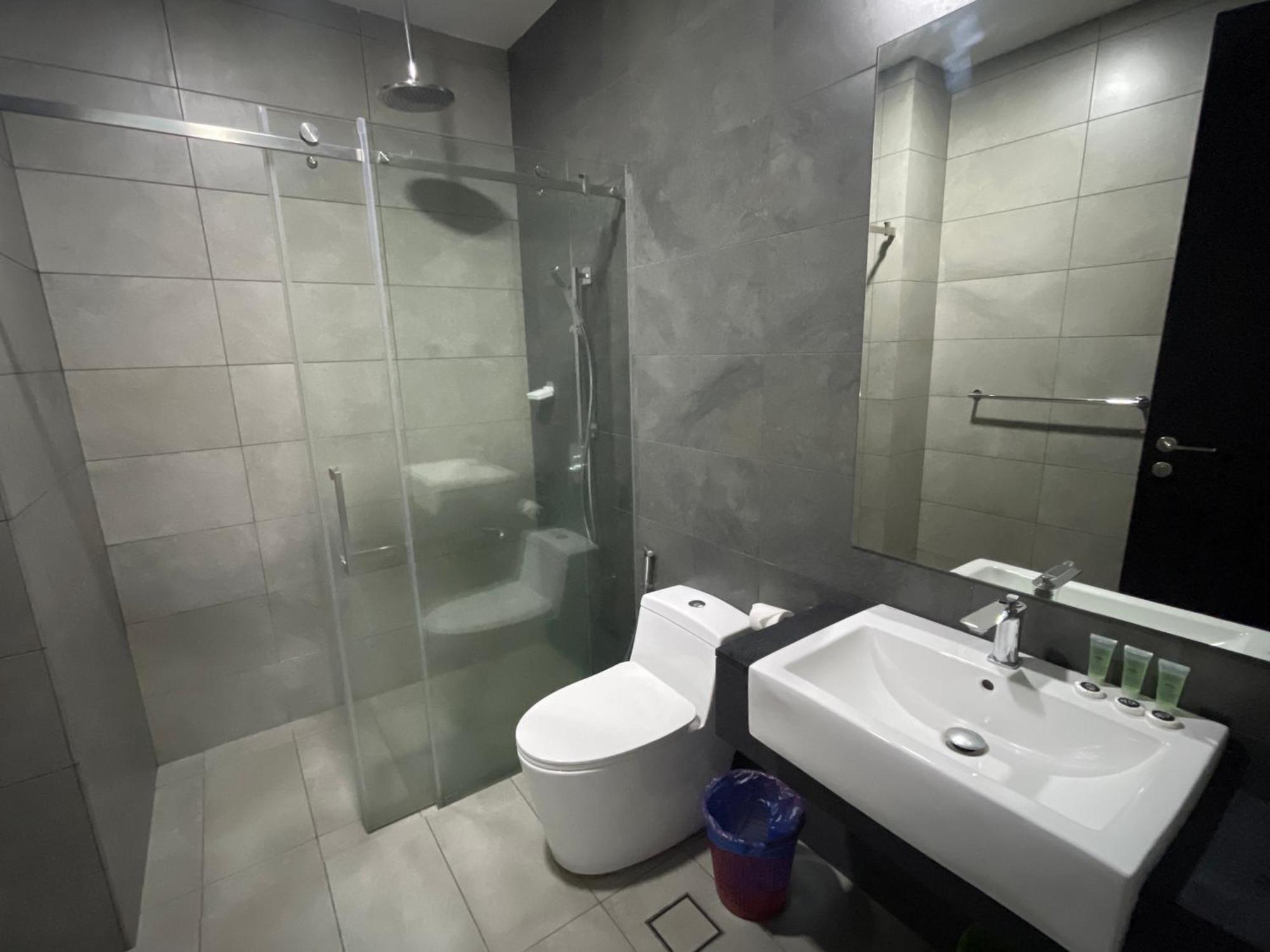 Opus Suite Kuala Lumpur 118 Tower View Esterno foto
